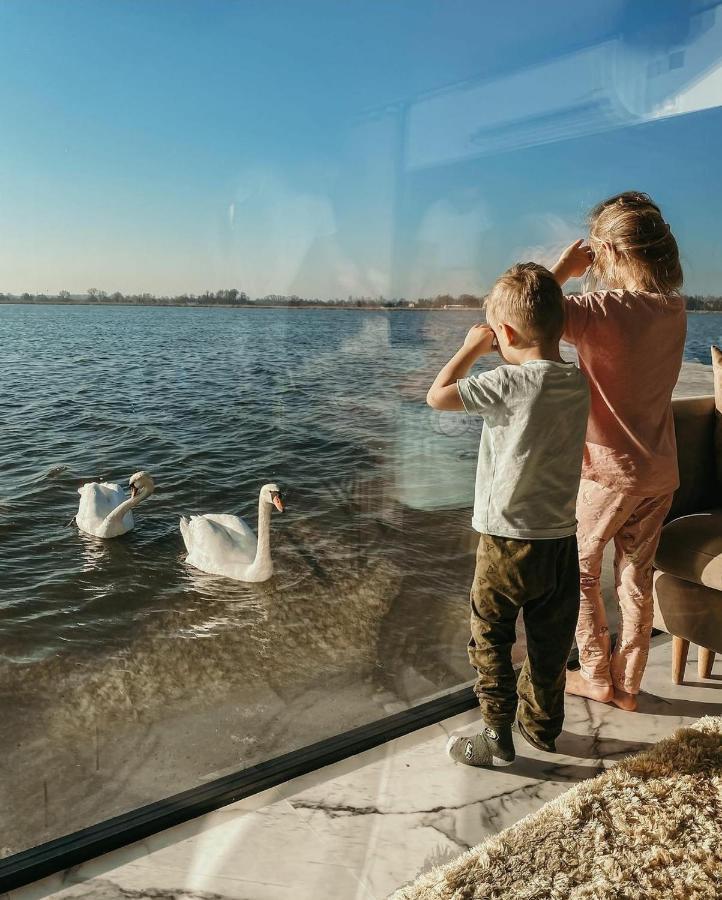 Ht Houseboats - Domki Na Wodzie - Sauna, Motorowka, Rowerki Wodne Mielno Exterior foto