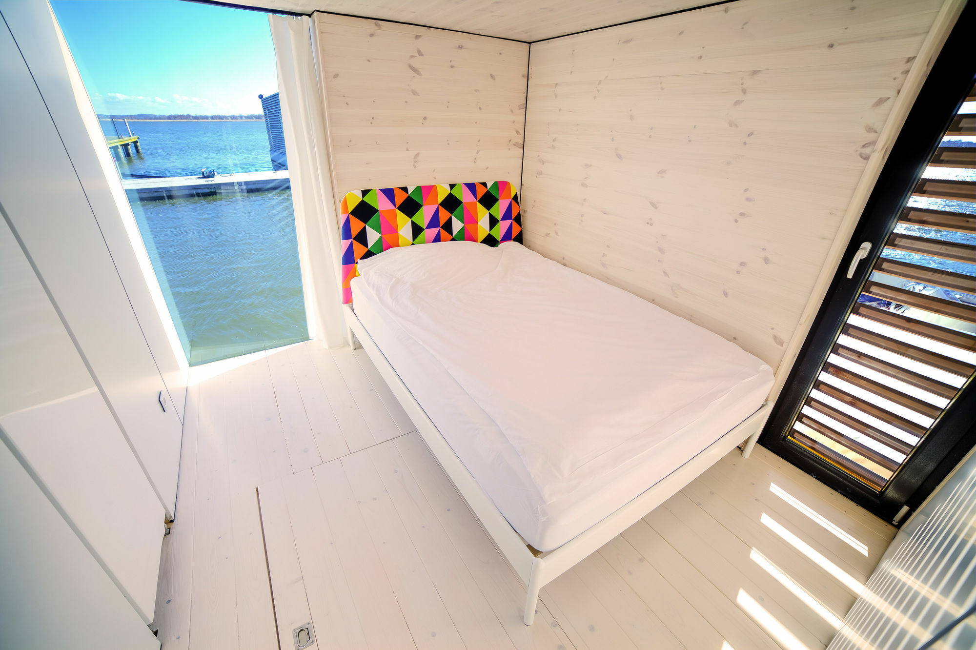 Ht Houseboats - Domki Na Wodzie - Sauna, Motorowka, Rowerki Wodne Mielno Exterior foto