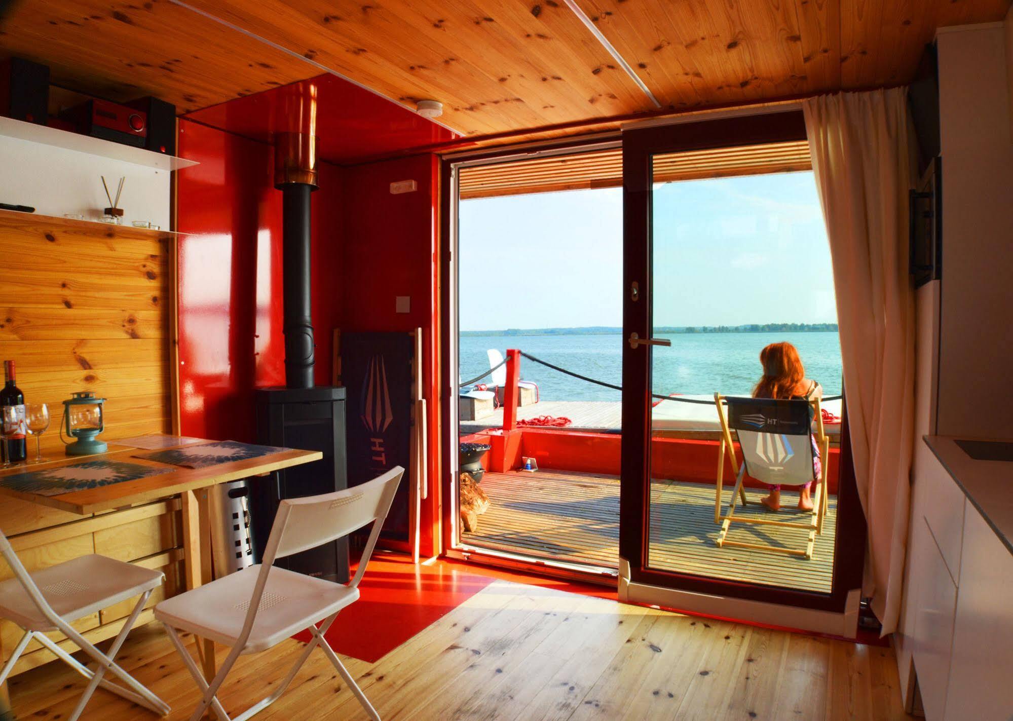 Ht Houseboats - Domki Na Wodzie - Sauna, Motorowka, Rowerki Wodne Mielno Exterior foto
